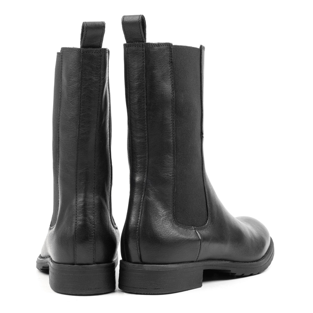 SARAH CHELSEA MAGAS Fekete Bőr