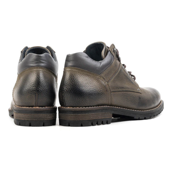 GORDON BOKACSIZMA Olíva nubuk