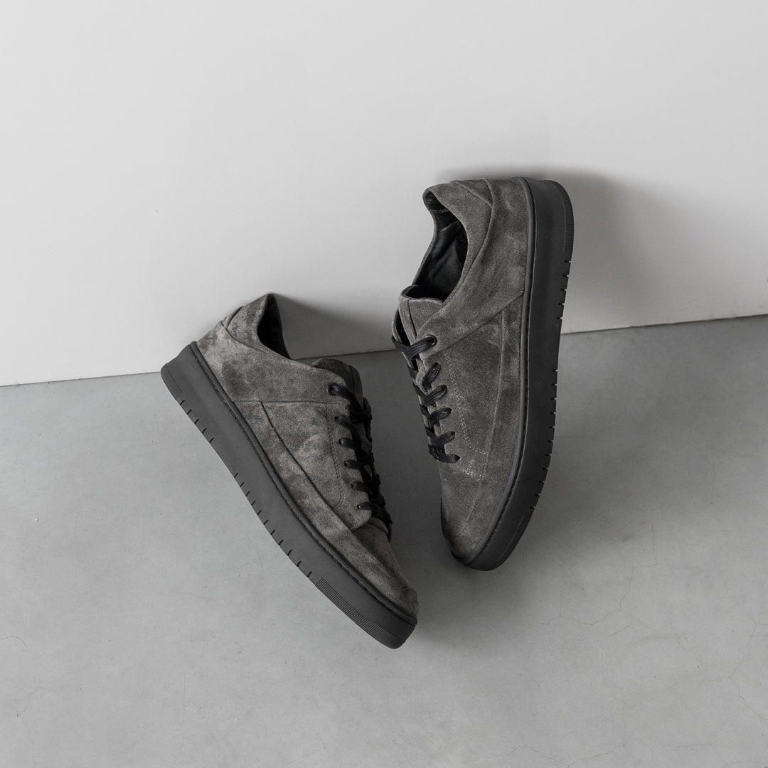 BENNET P4 LOW Antracite Suede sneaker