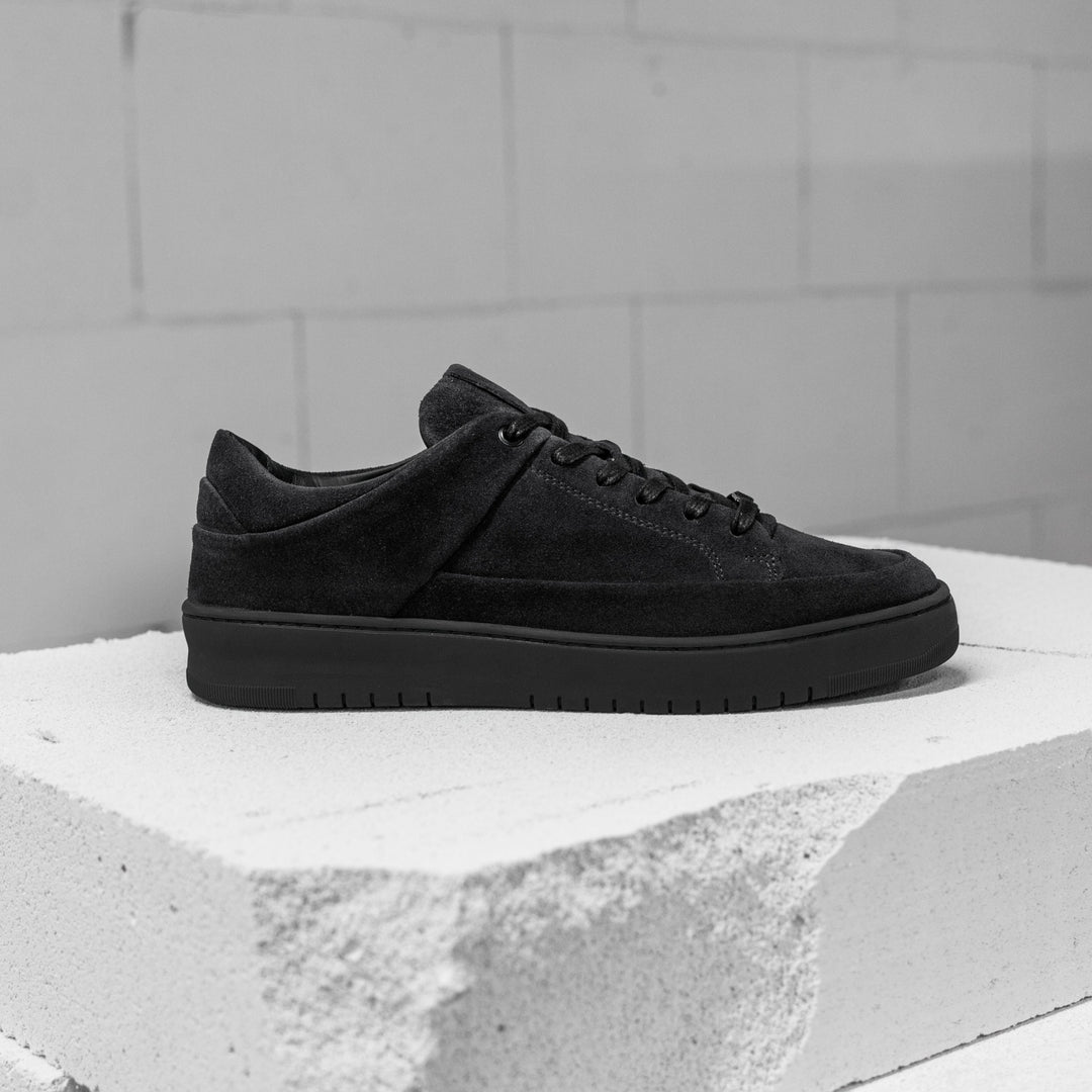 BENNET P4 LOW Off fekete Suede sneaker
