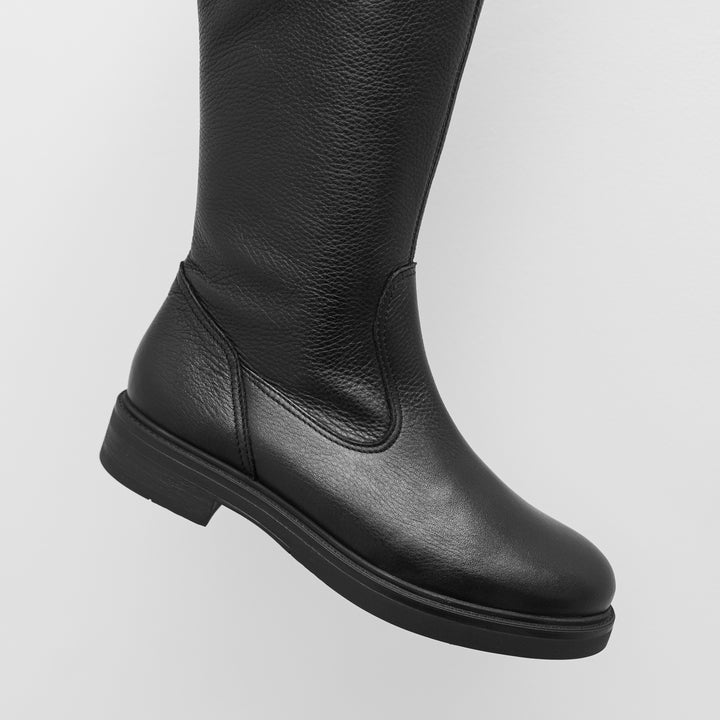 TERSA ROCK fekete bőr sneaker