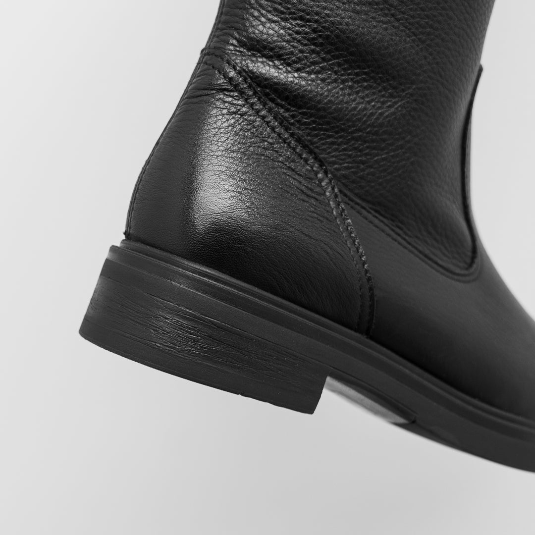 TERSA ROCK fekete bőr sneaker