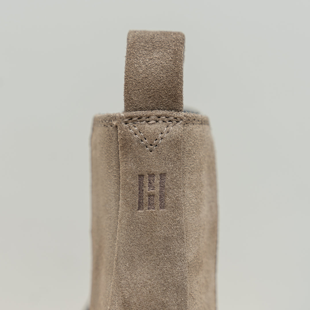 BEATENBERG BLAKEMORE CHELSEA TAUPESZÍNŰ BÁRSONY