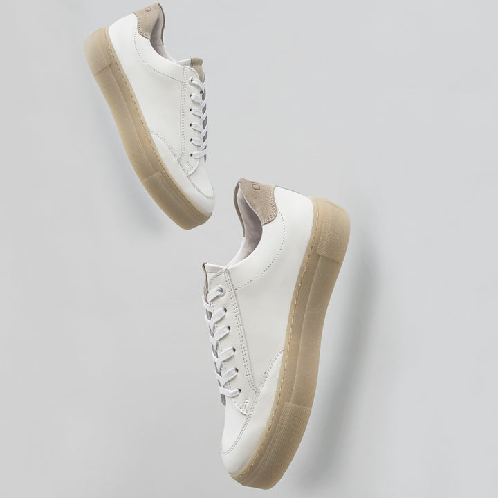 CAYENNE RETRO LOW fehér/Ice-Suede sneaker